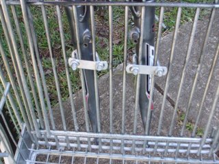 Securing the drive bike forks to the back of the cart
